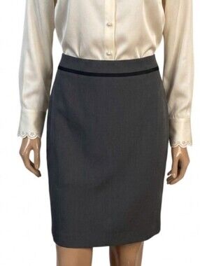 Laura Petite Classic Pencil Skirt Womens Petite Size 6 Grey Professional Office